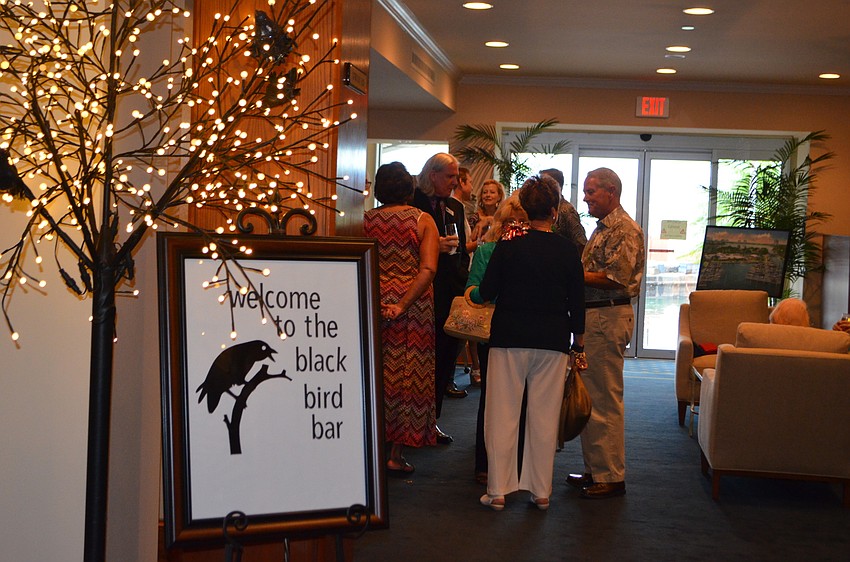 Guests enjoyed drinks at the bar before dinner