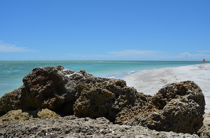 A sandbar stretches out from the groin at the south end of Longboat Key.