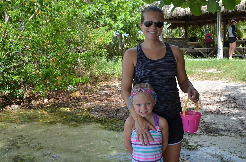 Makaela Leader, 4, with her mom, Rebecca