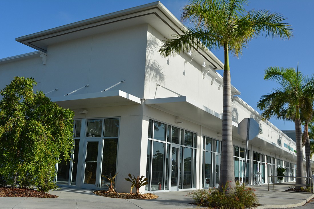 The Shoppes of Bay Isles may get a restaurant at its long-vacant south-end space.