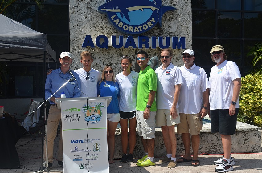 Mote trustee, Nigel Mould, Mote communications intern, Tim Decker, Mote Public Relations Manager, Kaitlyn Fusco, Mote marketing coordinator, Sofie Wachtmeister, co-chairs Chris Sharek and Larry Chanin, county administrator,  Thomas Harmer, and Stuart