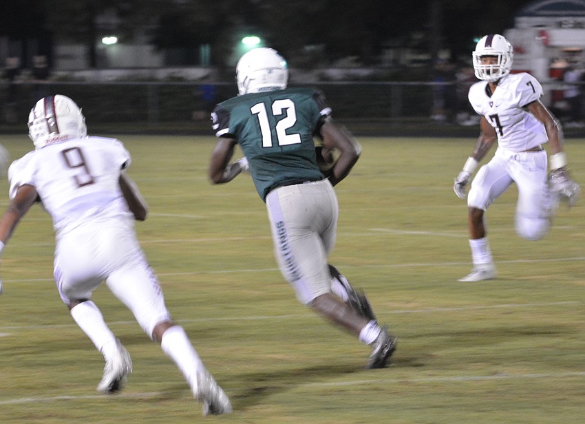 Lakewood Ranch wide receiver Stephon Turner breaks free for a nice gain.