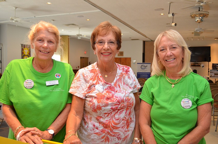 Event committee members Ann Durkin, Eleanore Villardi and Carol Baker