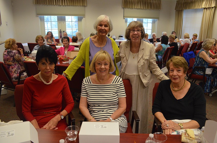 Top: Margaret Ward and Darrell Cascio. Bottom: Suzi Barbee, Maggie Romanes and Jeanne Petersen