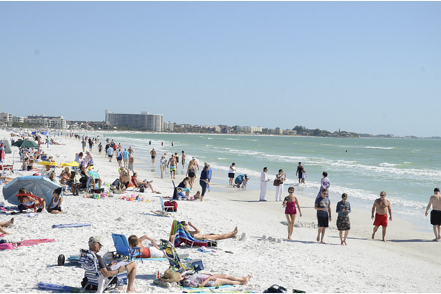 Siesta Beach is one of five Sarasota beaches for which the county has issues a no-swim advisory.