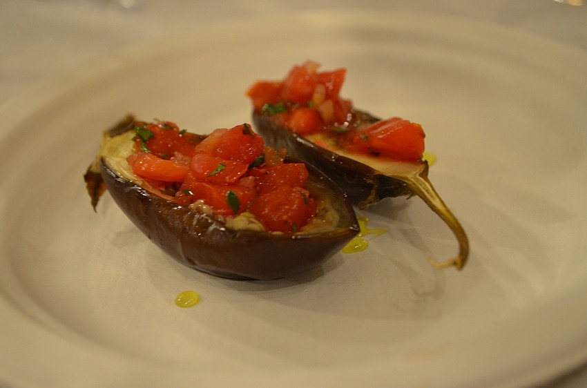 The first dish was roasted baby eggplants with fresh tomato, caramelized onion jam and rosemary infused olive oil drizzle paired with La Playa Sauvignon Blanc.