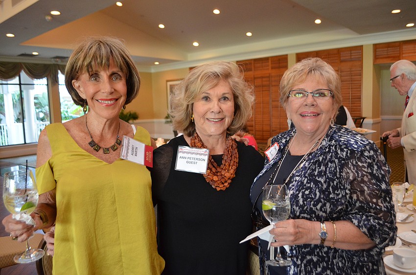 Membership chair Audrey Marten, Ann Runyon-Peterson and Tracy Lux
