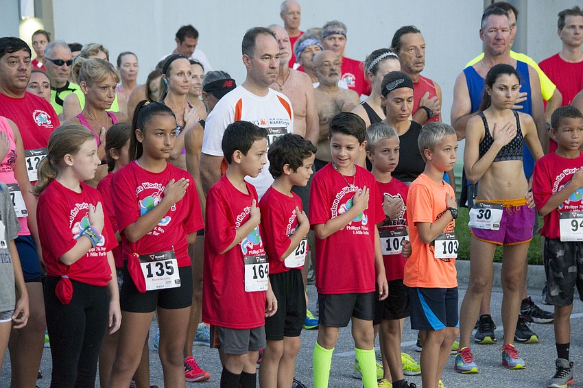 Students wait for the start of the 7K race.