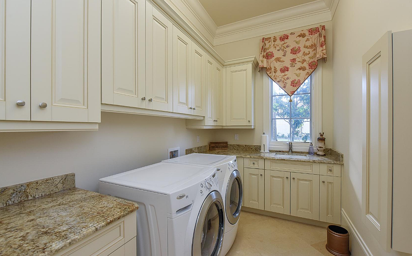 The laundry room is big enough to host a party while you are doing chores.