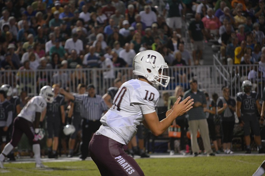 Braden River senior quarterback Louis Colosimo prepares to take the snap during his team's 42-35 loss to Venice.