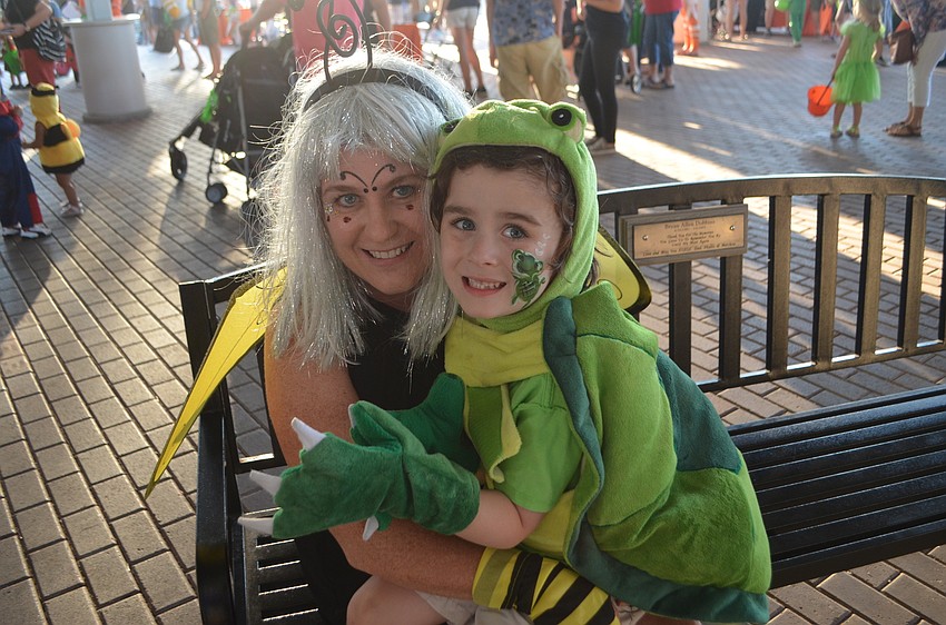 Michelle and Gus Owen, 4, attended Mote’ Night of Fish, Fun and Fright for the first time this year.