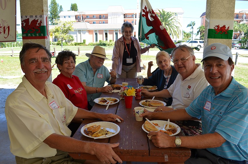 Geoffrey Pool, Ronnie Crain, Richard Capes, Amy Ferrell, Oleen Hughes, club founder Don Hughes and Tom Swartz