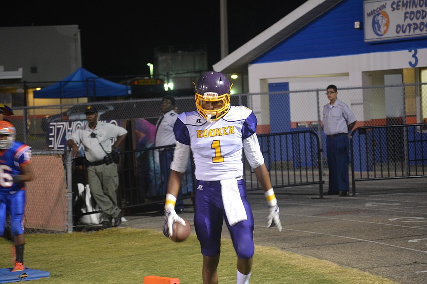 Booker junior wide receiver Talik Keaton walks back to the sideline after making a one-handed catch against Southeast on Oct. 28 that was ruled out-of-bounds.