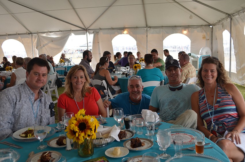 Tom and Debra Thomas, Jerry Reeves, Devon Schmidt and Michele Brown