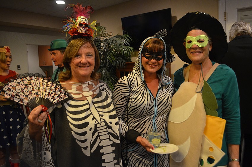 Bonnie McIntyre, Charlene Creel and Helen Turner