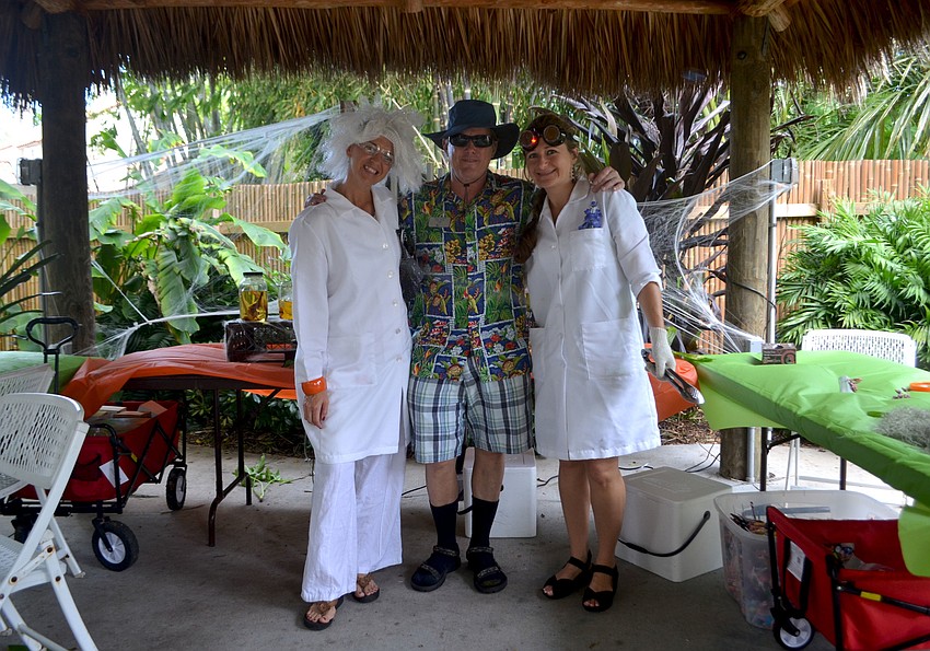 Jeannie Perales, Bruce Holst and Deanna Ferguson