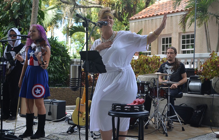 Kim Betts of the Gamble Creek Band opened its set with My Baby Loves Me by Martina McBride.