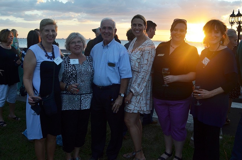 Katie Walstrom, Judy Martin, New College Vice President of Finance and Administration John Martin, New College Dean of Student Affairs Robin Williamson, New College Director of First Year Programs Jessica Maxon and Robin Waters