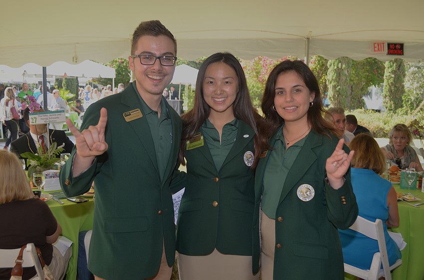 USF Student Ambassadors Justin Downey, Di Li and Eylin Cabrera