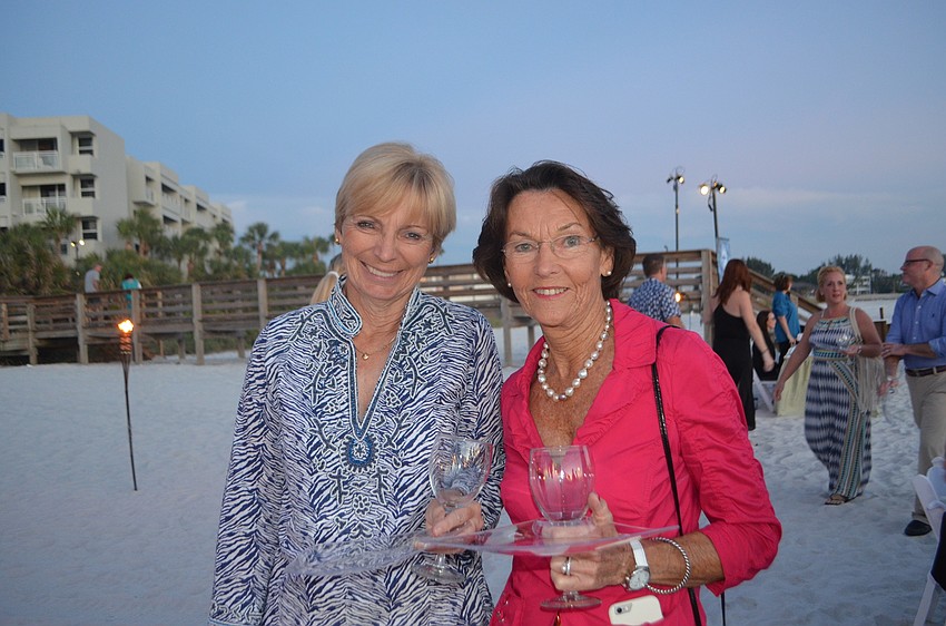 Regina Repenning and Gretlel Duemmler