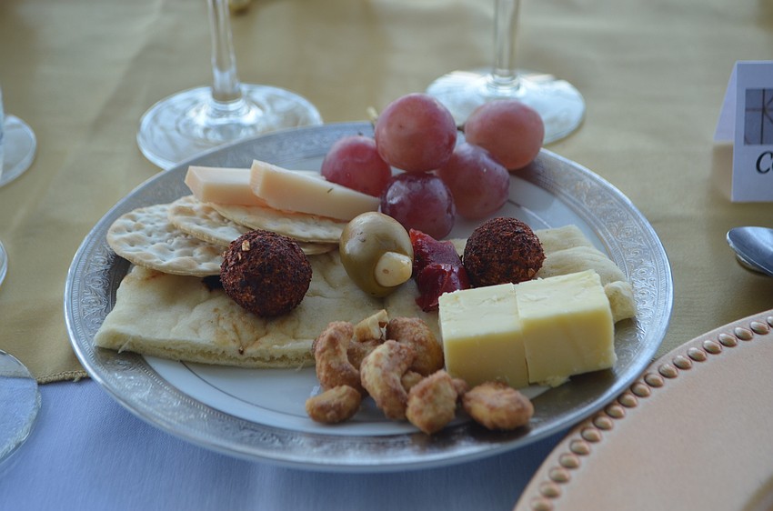 As hors d’oeuvres, guests received rustic artisan cheese boards, fresh Bavarian breads and other small bites.