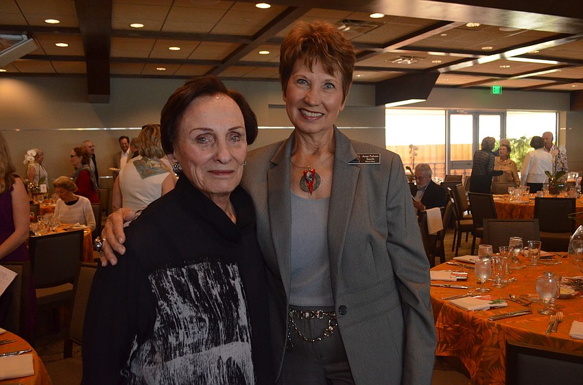 Sally Yanowitz and Co-Chairwoman Anne Folsom Smith