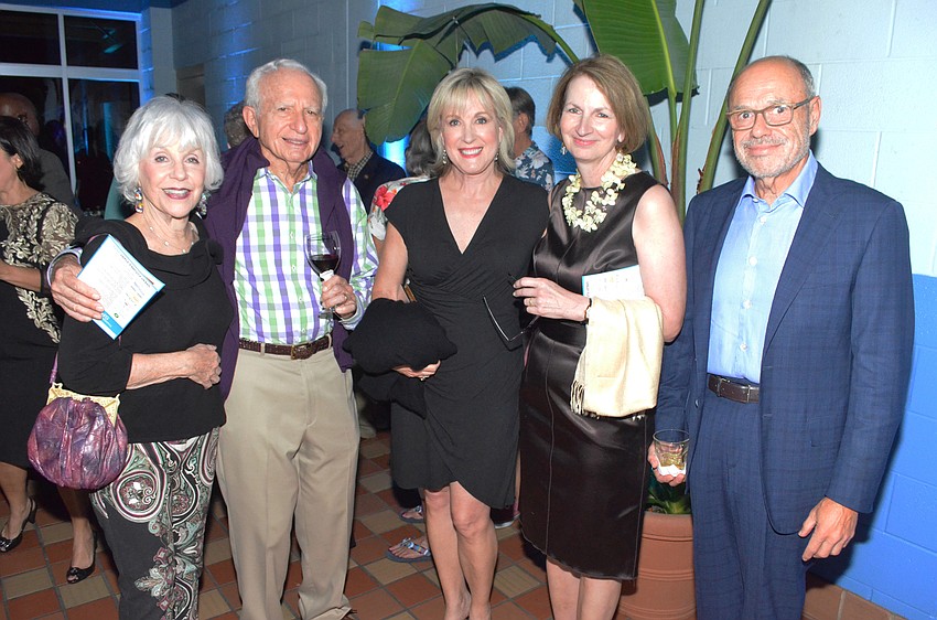 Chuck and Margie Barancik, Teri Hansen and Bob and Anne Essner