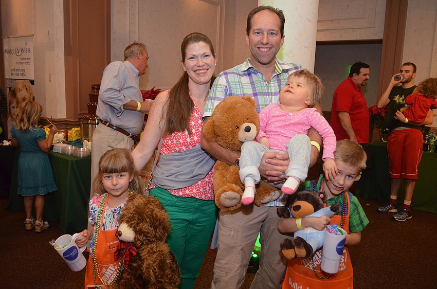 Lana Shilanski, 5, Kelly Shilanski, Micah Shilanski, Avianna Shilanski, 3, and Gabriel Shilanski, 8