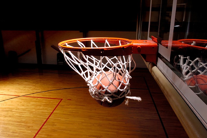 East County Basketball Roundup: 12.04.16