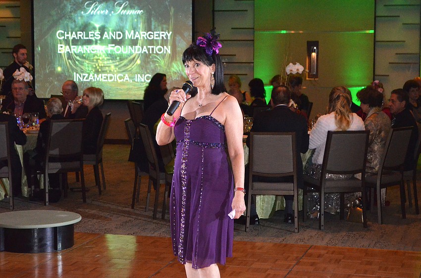 Production Chair Carolyn Michel thanks the event’s sponsors.