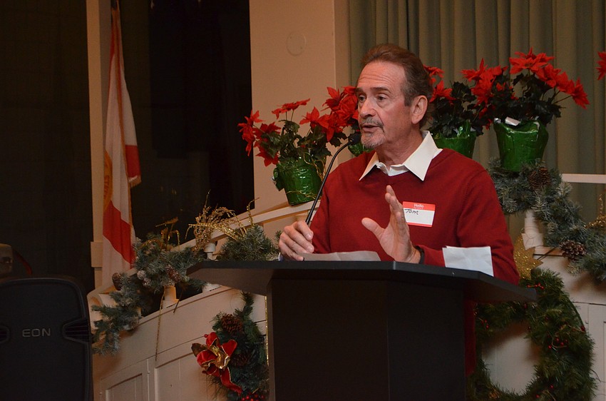 Tom Drugan welcomes the crowd.