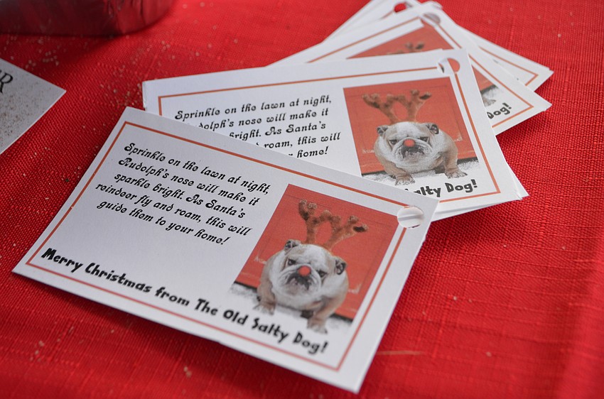 Along with crafts, kids could make a bag of reindeer food to sprinkle on their lawn on Christmas Eve.