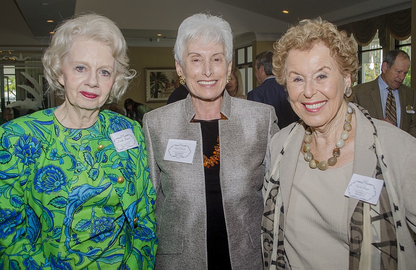 Linda Jones, Carol Green, Carole Singer
