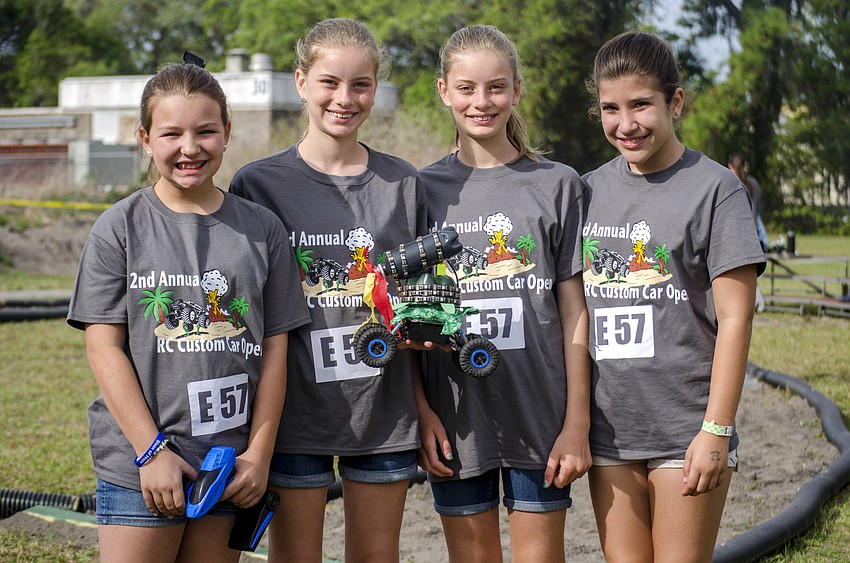 Delaina Rowe, Madeline Alsum, Keeley Alsum and Julia Hudak