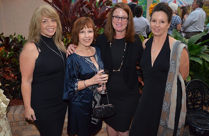 Crystal Williamson, Kelly Welch, Peggy Connolly and Amanda Mason