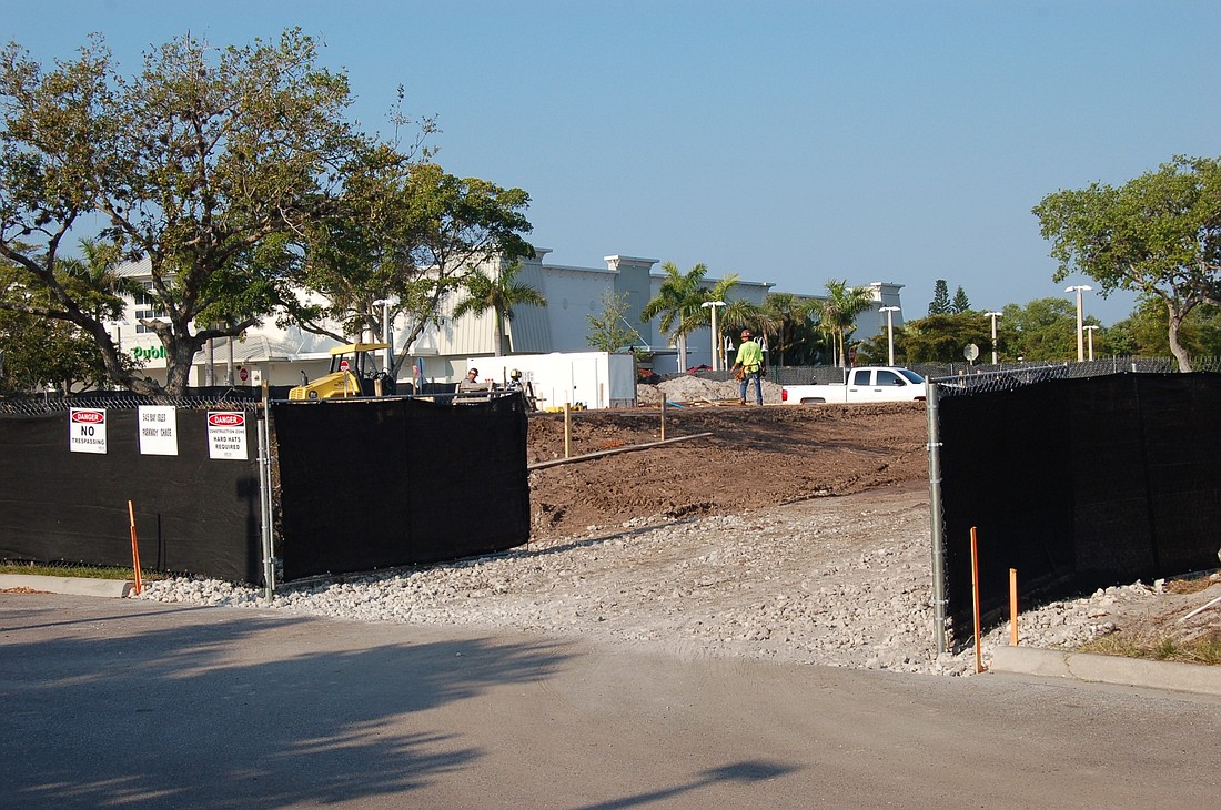 (Eric Garwood) Construction has begun at 545 Bay Isles Parkway.