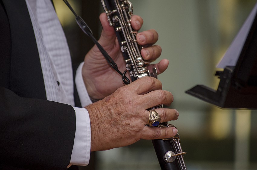 Bob Geraci performs for his fellow Longboat Harbour residents.
