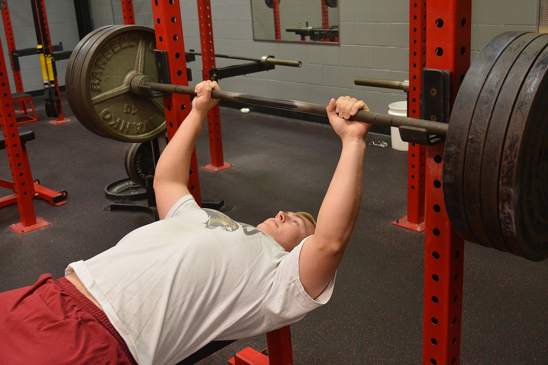 Dillon O&#39;        Neill has a chance to win a state weightlifting title on Saturday.