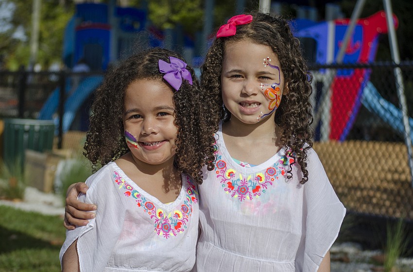 Zoe and Chloe O'        Connor