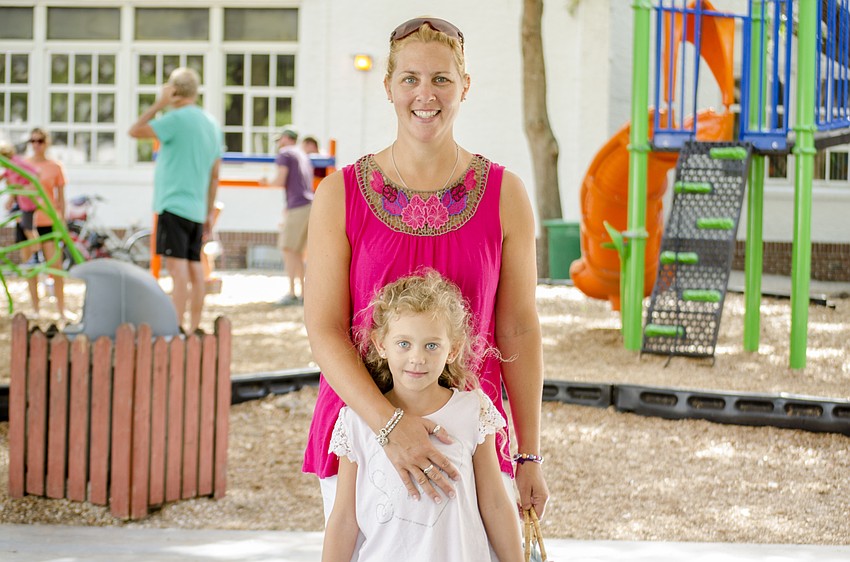 Denise and Raya Fringel