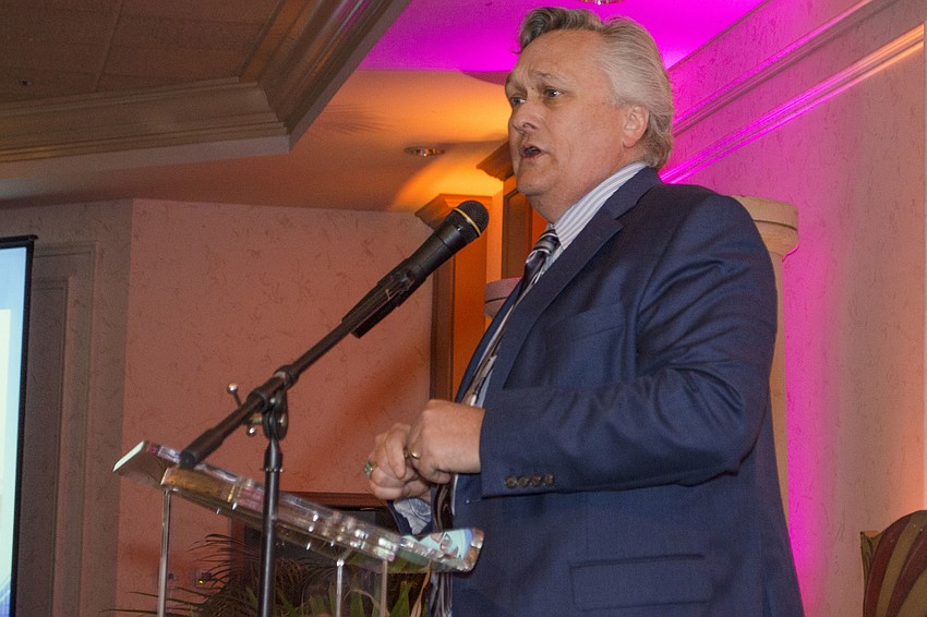 Roastmaster Bob Wilson welcomes guests to the Sertoma Sarasota Celebrity Roast on April 18 at Michael’s On East