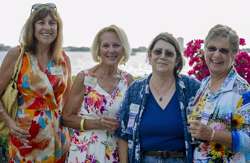 Dottie Sedlak, Wendy Poelke, Lisa Wade and Jetty Zarfos