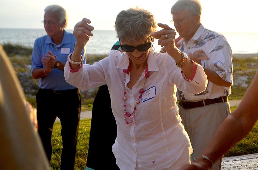 Sonja Ellis dances to “Margaritaville.”