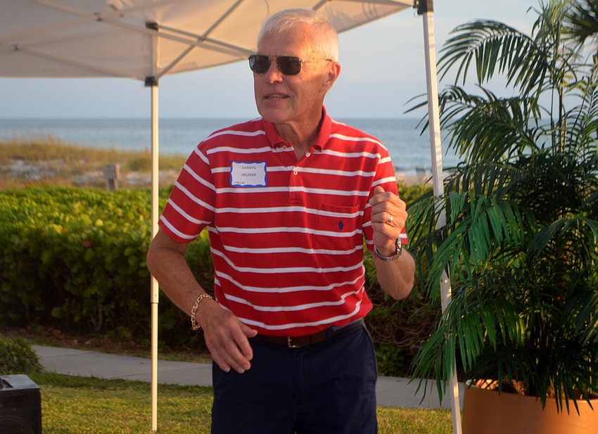 Darryl Jelinek dances to “Margaritaville.”