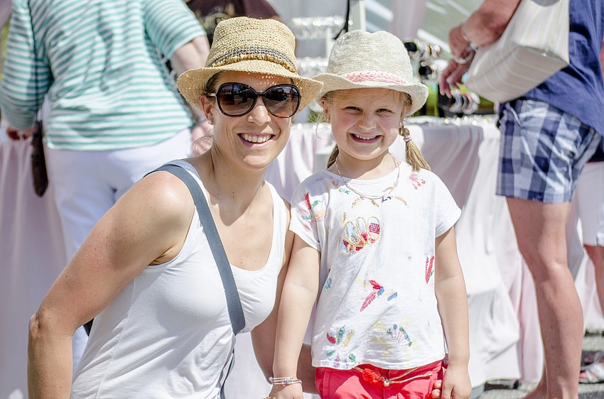 Saskie and Fiona Shilling