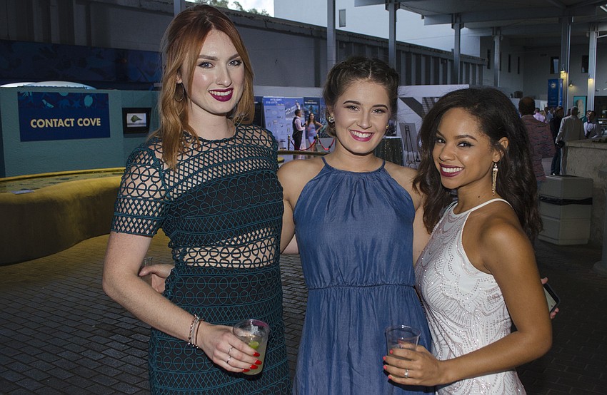 Madison Fenner, Taylor Thompson and Asia Bebber