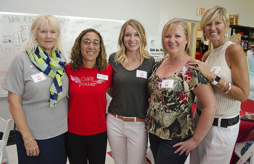Lynn Jones, Allison Mazer, Britnee Laughlin, Miranda Hinshaw and Leslie O’Connor