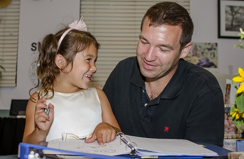 Alessia Zampol and Eric Zampol go through Alessia'    s semester journal.