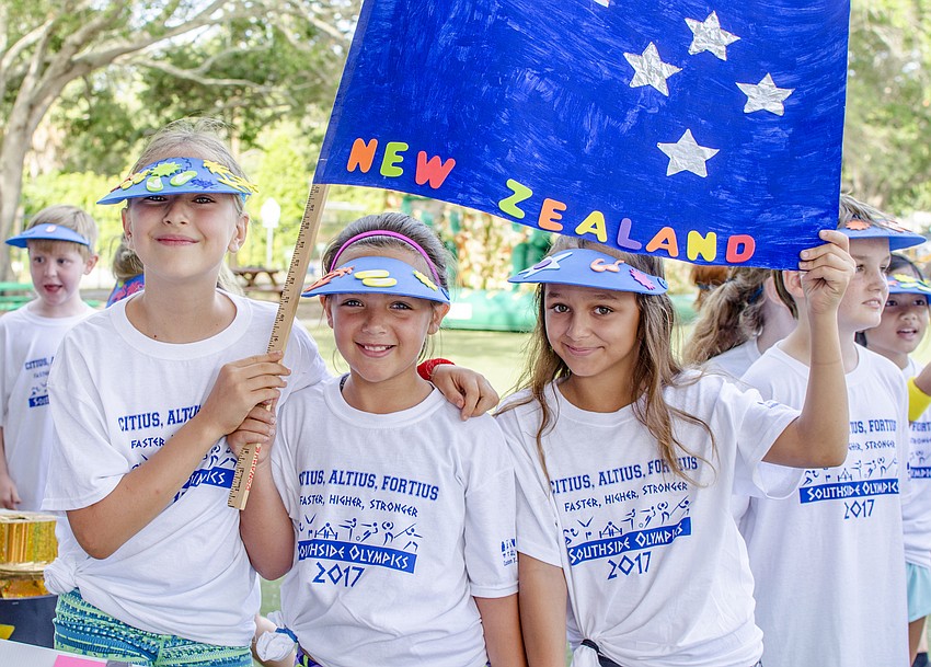Ana Mikanovic, Avery Winslow and Destiny Zedde