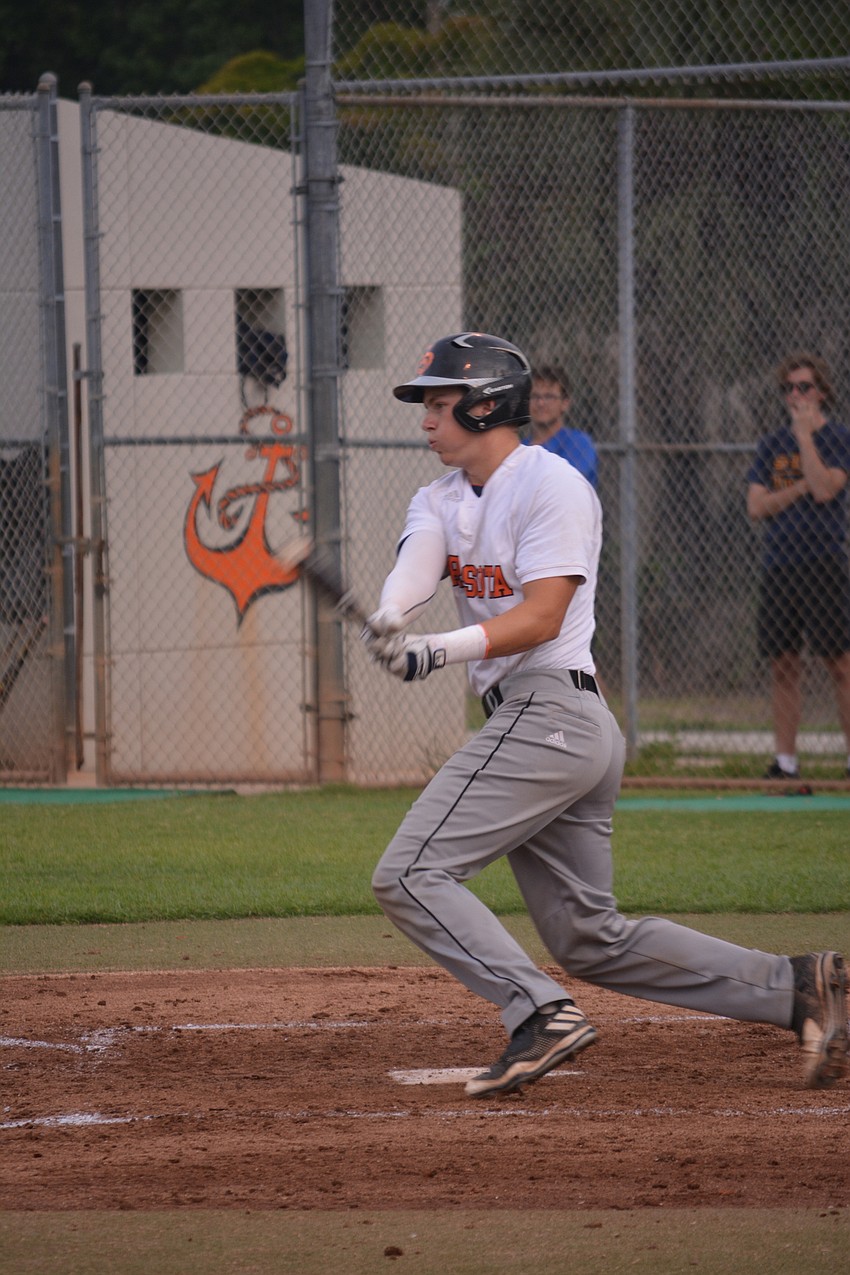 Cole Madden hits a grounder. The hit scored Alex Arauz from third base on a Steinbrenner throwing error.